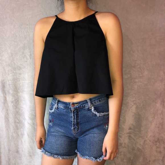 Shorts - Picture 2 of 9